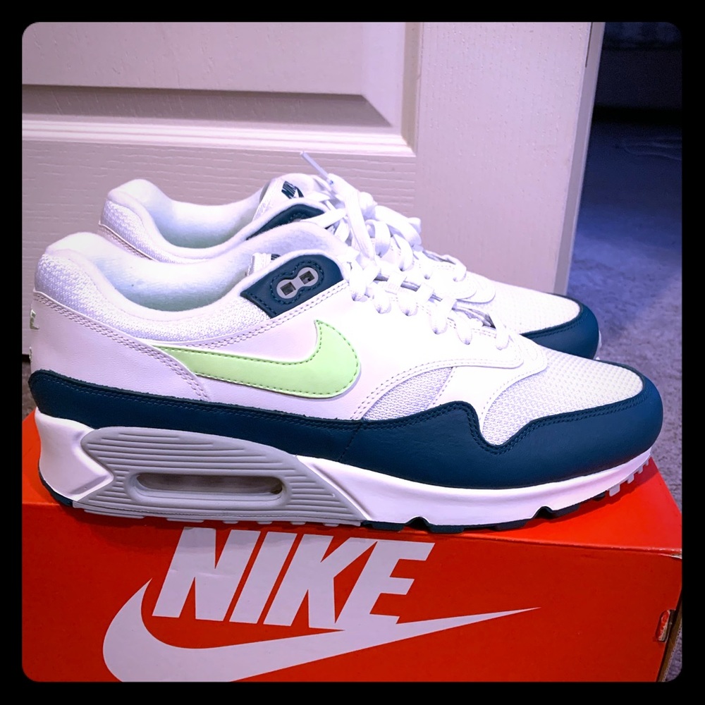 Nike Air Max 90/1. Men’s size 11.5